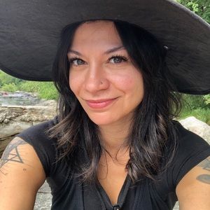 Meet your Posher, Bridget